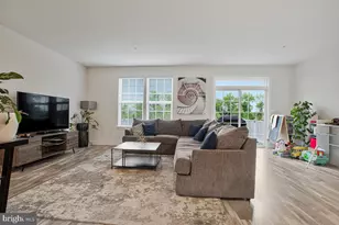 9724 Glassy Creek Way, Upper Marlboro, MD 20772 - Photo 13