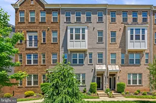 2708 Duvall Ridge Rd, Landover, MD 20785 - Photo 1