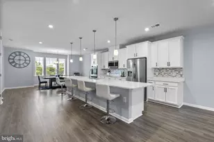 2708 Duvall Ridge Rd, Landover, MD 20785 - Photo 5