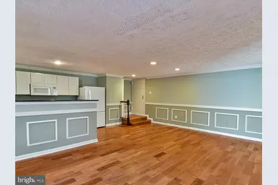 8011 Mandan Road #303, Greenbelt, MD 20770 - Photo 5