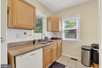 3913 Madison Street, Hyattsville, MD 20781 - Photo 9
