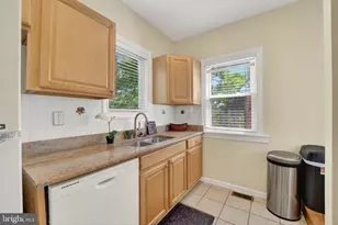 3913 Madison St, Hyattsville, MD 20781 - Photo 9