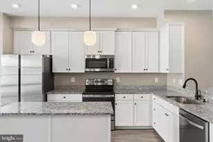 8110 Miner St, Greenbelt, MD 20770 - Photo 9