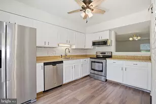 201 Castleton Pl, Upper Marlboro, MD 20774 - Photo 11