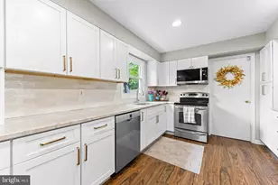2415 Kelford Ln, Bowie, MD 20715 - Photo 7