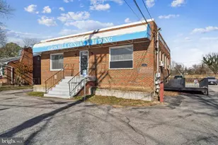 1004 White Oak Dr, Oxon Hill, MD 20745 - Photo 3