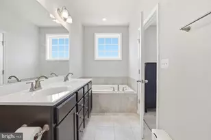 2602 Lanham Hill Cir, Upper Marlboro, MD 20774 - Photo 19