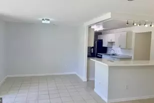3322 Huntley Sq Dr, Temple Hills, MD 20748 - Photo 5