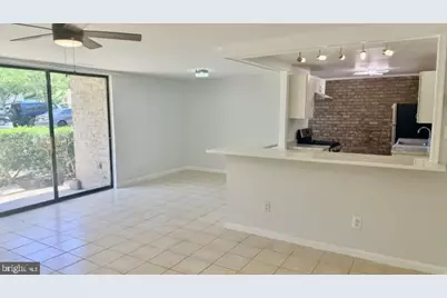 3322 Huntley Square Drive #T2, Temple Hills, MD 20748 - Photo 3