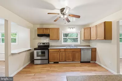 8402 Sleepy Hollow Road, Fort Washington, MD 20744 - Photo 7