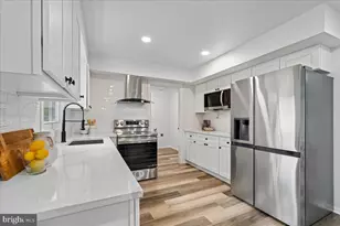 2804 Spindle Ln, Bowie, MD 20715 - Photo 5