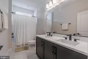 402 Mdw Crk Dr, Bowie, MD 20716 - Photo 13