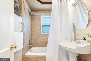 7218 Glenridge, Hyattsville, MD 20784 - Photo 21
