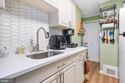 7218 Glenridge, Hyattsville, MD 20784 - Photo 13