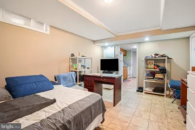 7218 Glenridge, Hyattsville, MD 20784 - Photo 25