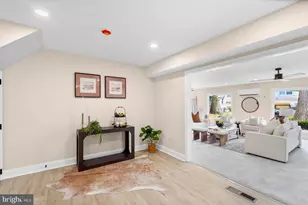 12508 Swirl Ln, Bowie, MD 20715 - Photo 9