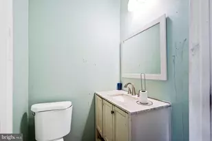 510 Dateleaf Ave, Capitol Heights, MD 20743 - Photo 17