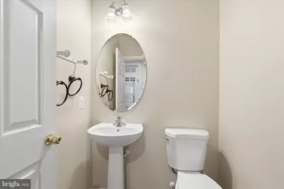 9802 Byward Boulevard, Bowie, MD 20721 - Photo 29