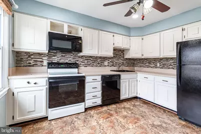 5922 Surratts Village Drive, Clinton, MD 20735 - Photo 9