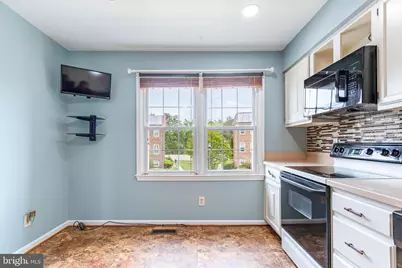 5922 Surratts Village Drive, Clinton, MD 20735 - Photo 7