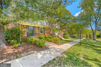 5958 Westchester Park Drive, College Park, MD 20740 - Photo 3