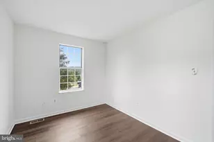 9008 Acredale Ct, College Park, MD 20740 - Photo 19