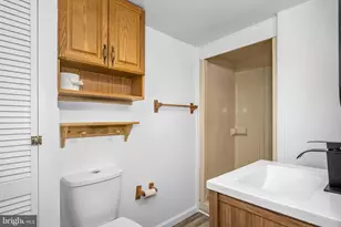 5803 Dewey, Landover, MD 20785 - Photo 35