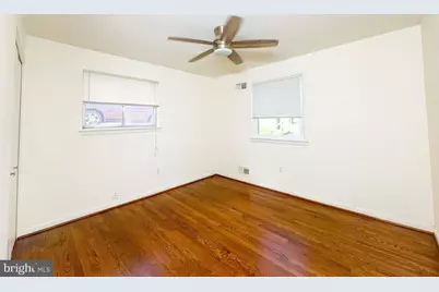 6631 Auburn Avenue, Hyattsville, MD 20784 - Photo 11