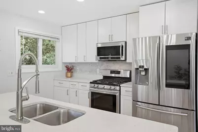 1809 Jarvis Avenue, Oxon Hill, MD 20745 - Photo 9