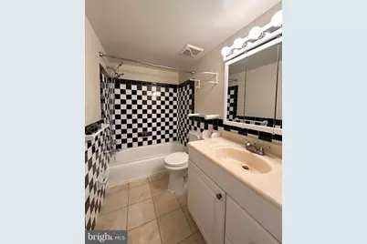 6018 Westchester Park Drive #6018 201, College Park, MD 20740 - Photo 17