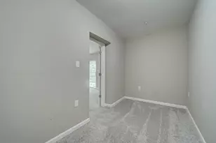4717 Summertime Dr, Oxon Hill, MD 20745 - Photo 47
