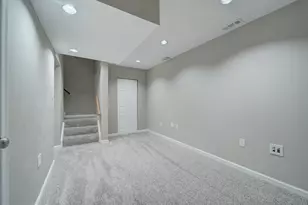 4717 Summertime Dr, Oxon Hill, MD 20745 - Photo 35