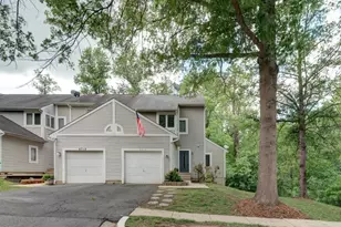 4717 Summertime Dr, Oxon Hill, MD 20745 - Photo 3