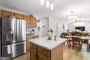14021 Heatherstone Dr, Bowie, MD 20720 - Photo 11