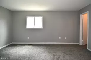 7737 Merrick Ln, Landover, MD 20785 - Photo 17