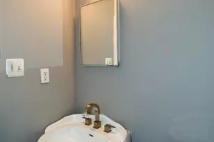 7737 Merrick Ln, Landover, MD 20785 - Photo 9