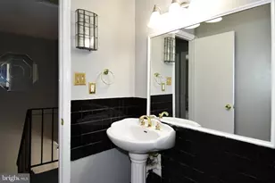 7737 Merrick Ln, Landover, MD 20785 - Photo 29