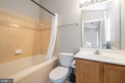4004 Meadow Trail Lane, Hyattsville, MD 20784 - Photo 15