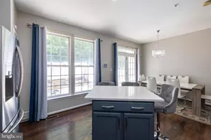 4004 Meadow Trail Ln, Hyattsville, MD 20784 - Photo 9