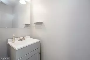 4004 Meadow Trail Ln, Hyattsville, MD 20784 - Photo 29