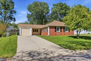 2914 Barrister Ln, Bowie, MD 20715 - Photo 3