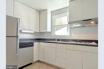 5725 Nevada Street, College Park, MD 20740 - Photo 9