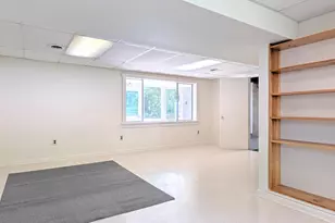 5725 Nevada St, College Park, MD 20740 - Photo 23