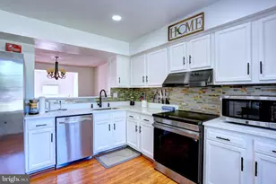 8239 Londonderry Ct, Laurel, MD 20707 - Photo 15