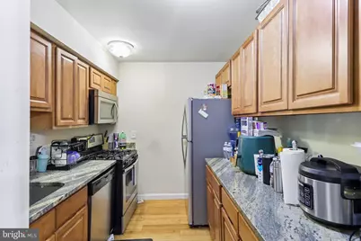 5215 Newton Street #202, Bladensburg, MD 20710 - Photo 7