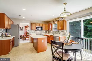 7613 Starshine Dr, District Heights, MD 20747 - Photo 11