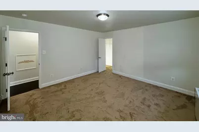 5601 Parker House Terrace #211, Hyattsville, MD 20782 - Photo 9