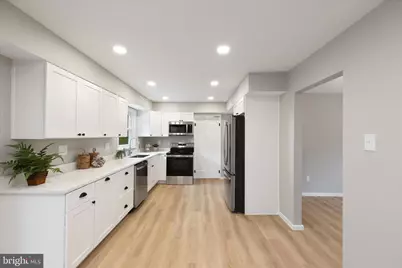 12300 Rolling Hill Lane, Bowie, MD 20715 - Photo 11