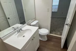 9704 Lake Pointe Ct, Upper Marlboro, MD 20774 - Photo 7
