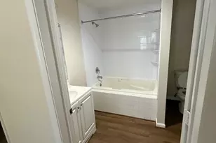 9704 Lake Pointe Ct, Upper Marlboro, MD 20774 - Photo 11